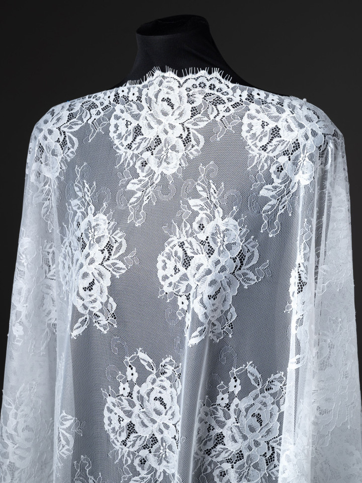 Кружево с ресничками шантильи Р418 (цена за купон 160см*63см) молочный