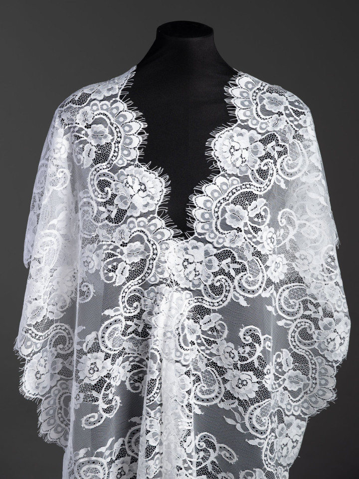 Кружево с ресничками шантильи Р424 (цена за купон 280см*40см)