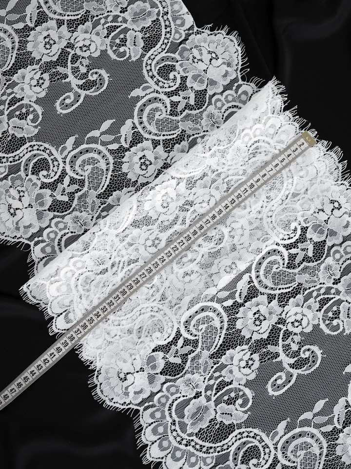 Кружево с ресничками шантильи Р424 (цена за купон 280см*40см)