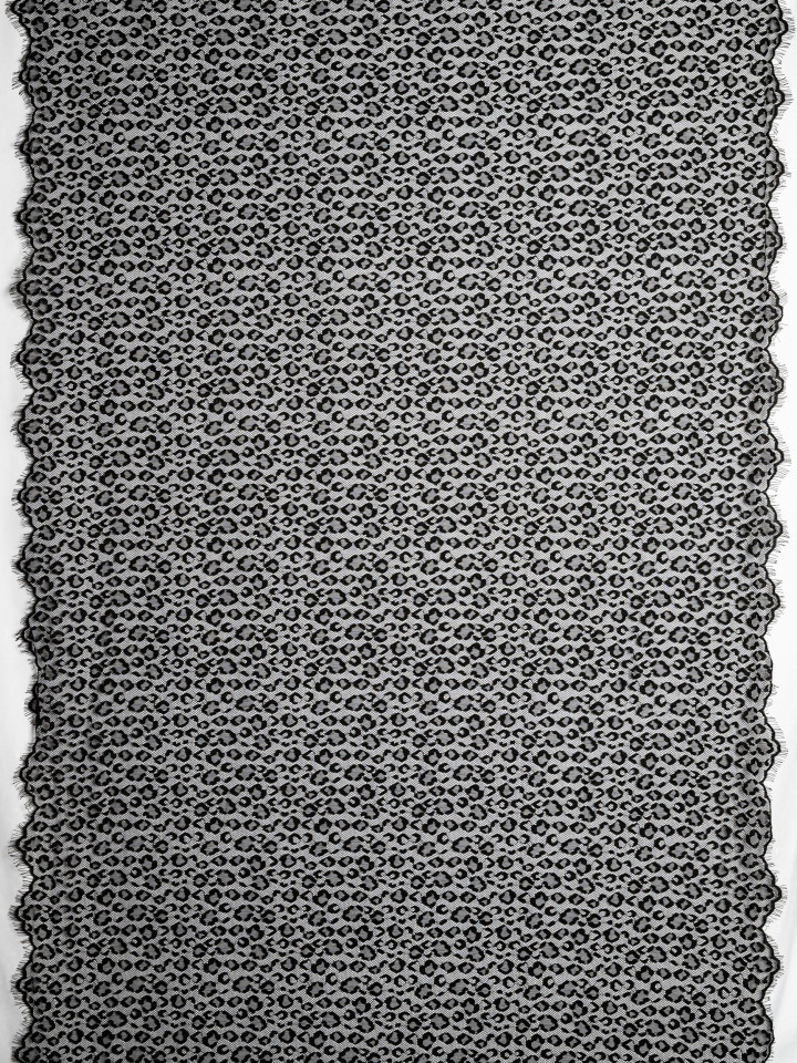 Отрезы Кружево с ресничками шантильи Р410 чёрный леопард