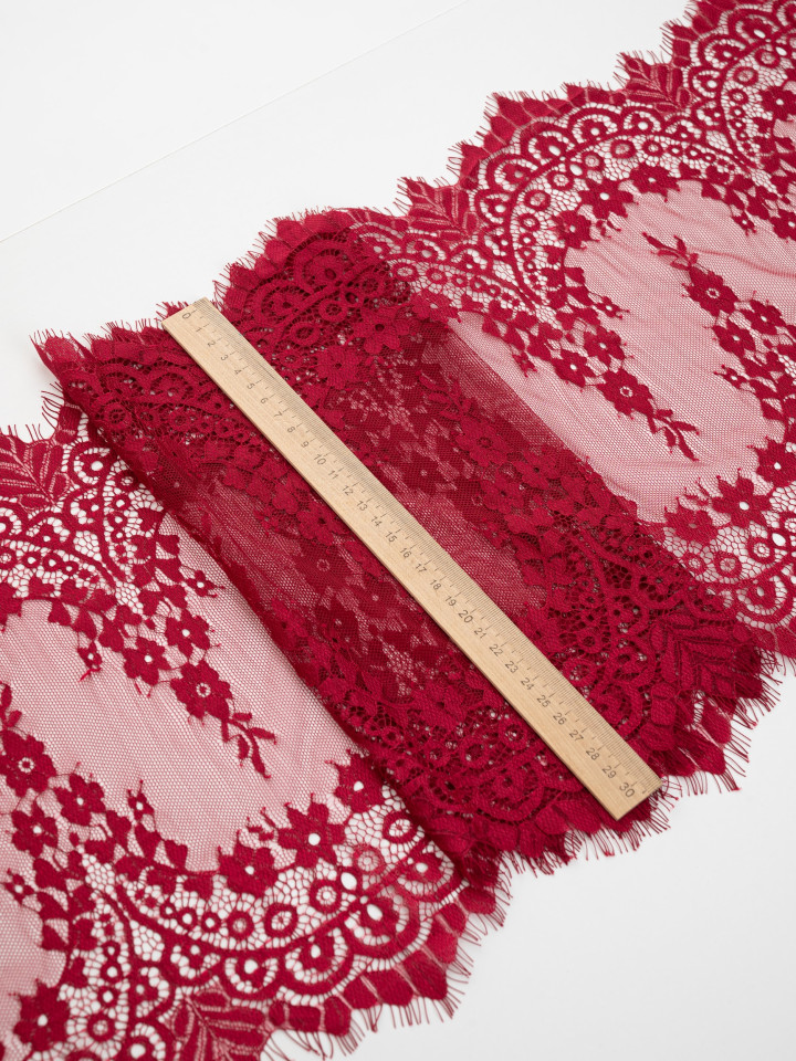 Кружево с ресничками Р411 (цена за купон 280см*30см)