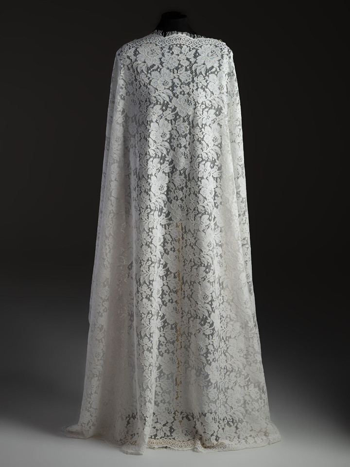 Кружево с ресничками шантильи Р432 (цена за купон 145см*150см) айвори