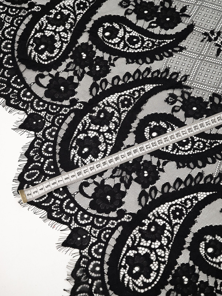 Кружево с ресничками шантильи Р423 (цена за купон 150см*290см) чёрный