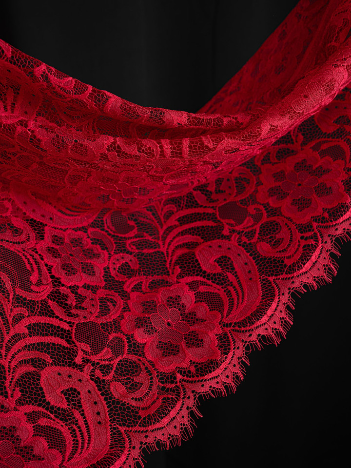 Кружево с ресничками шантильи Р428 (цена за купон 73см*290см) винный