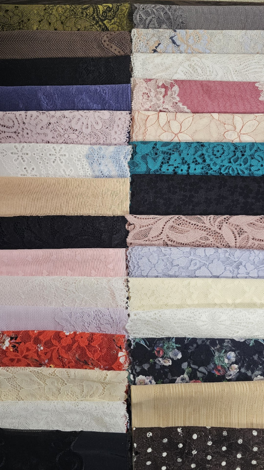 0, 5кг отрезы эластичного кружева (0,3-0,95м)