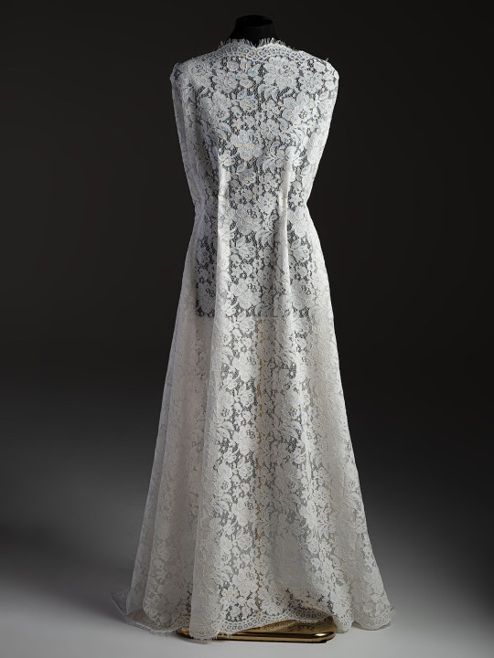 Кружево с ресничками шантильи Р432 (цена за купон 145см*150см) айвори