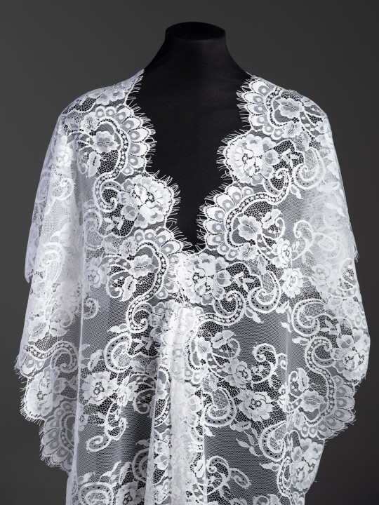 Кружево с ресничками шантильи Р424 (цена за купон 280см*40см)