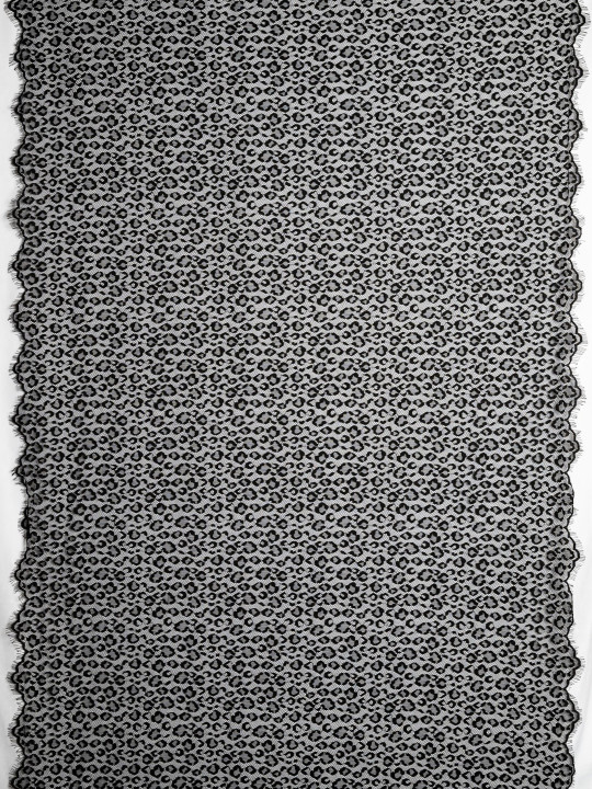 Отрезы Кружево с ресничками шантильи Р410 чёрный леопард