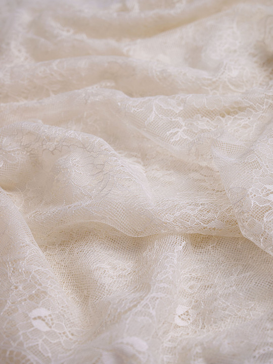 Кружево с ресничками шантильи Р438 (цена за купон 63см*290см) сливочный