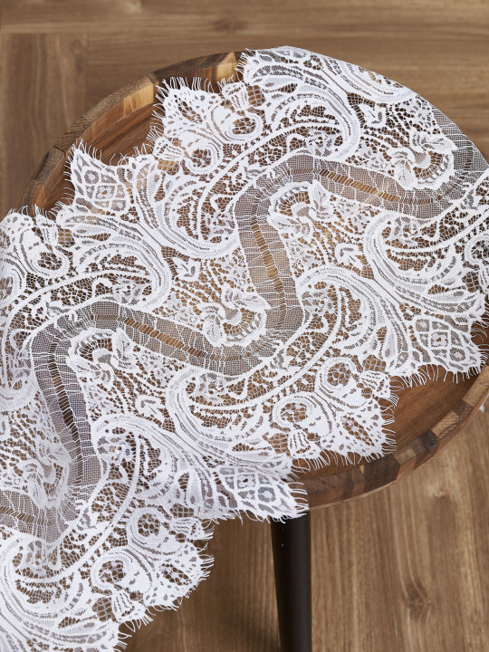 Кружево с ресничками шантильи Р421 (цена за купон 290см*32см) белый